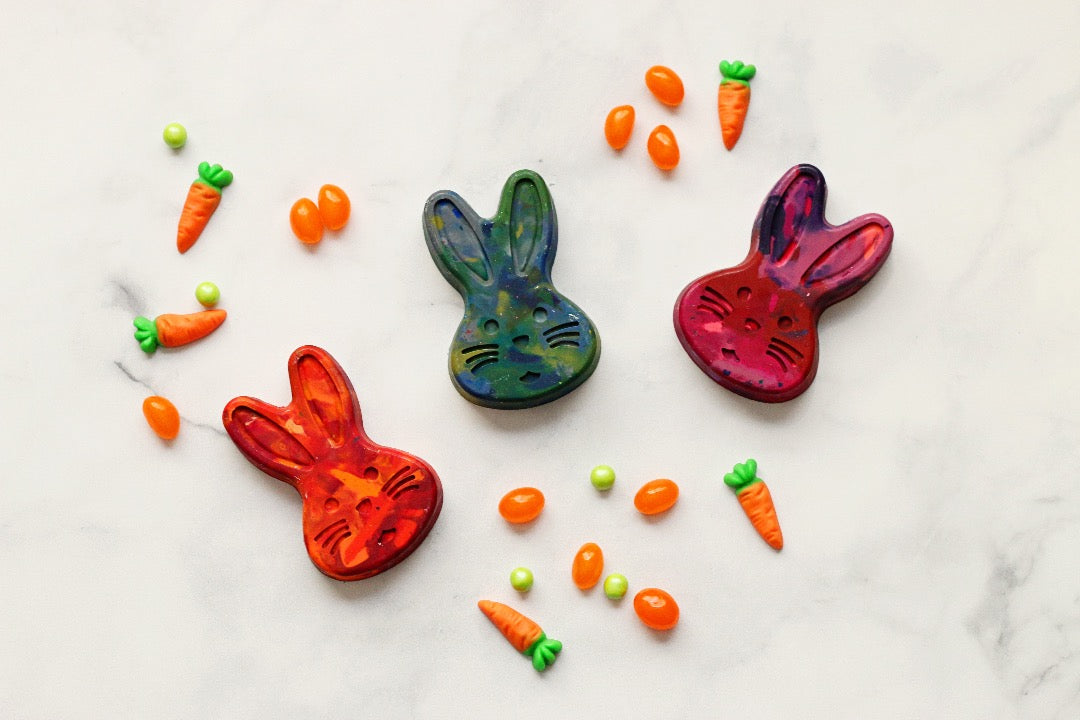 EASTER Crayons, Easter Party Favor, Easter Egg Shaped Crayons